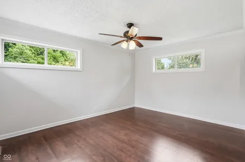 4625 Northeastern Avenue Indianapolis IN 46239
