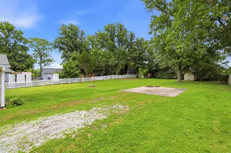 4625 Northeastern Avenue Indianapolis IN 46239