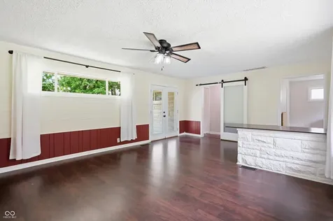 4625 Northeastern Avenue Indianapolis IN 46239