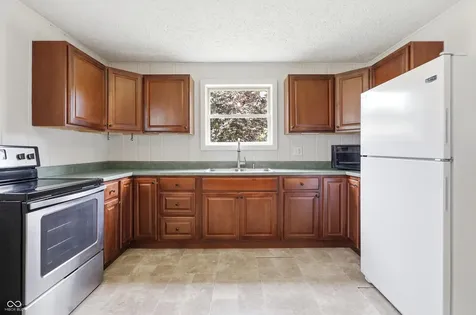 4625 Northeastern Avenue Indianapolis IN 46239