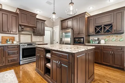811 Pebble Brook Place Noblesville IN 46062
