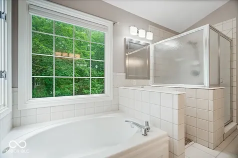 811 Pebble Brook Place Noblesville IN 46062