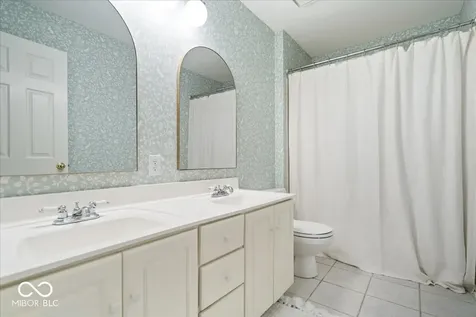 811 Pebble Brook Place Noblesville IN 46062