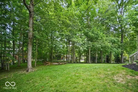 811 Pebble Brook Place Noblesville IN 46062
