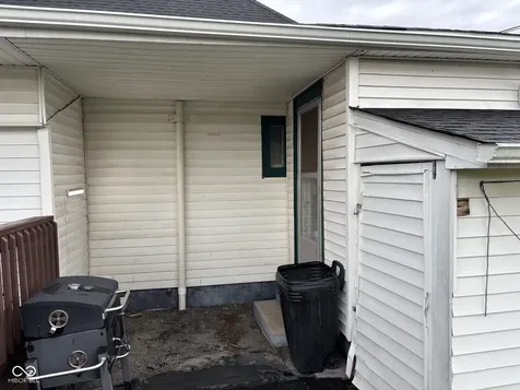 219 W Locust Shelbyville IN 46176