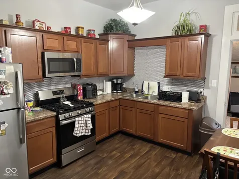 219 W Locust Shelbyville IN 46176
