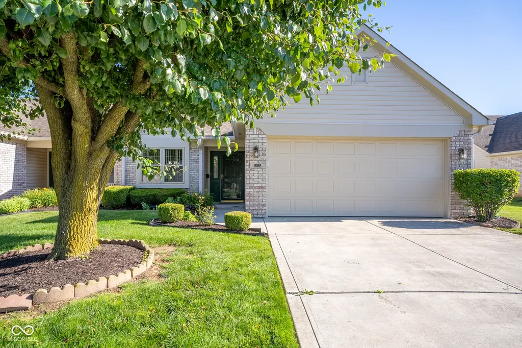 1698 Fairfield Circle Greenfield IN 46140