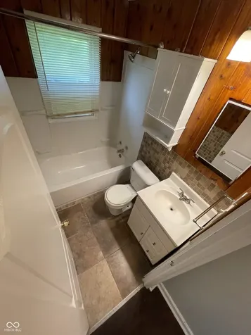 6267 E 24th Street Indianapolis IN 46219