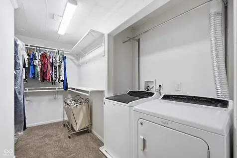 6623 E 10th Street Indianapolis IN 46219