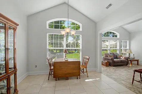 1611 Summerwood Greenfield IN 46140