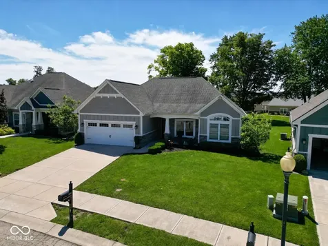 1611 Summerwood Greenfield IN 46140