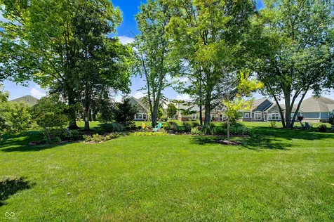 1611 Summerwood Greenfield IN 46140