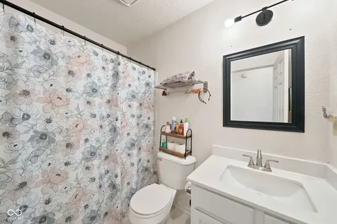 10167 Holly Berry Circle Fishers IN 46038