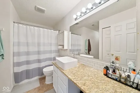 10167 Holly Berry Circle Fishers IN 46038