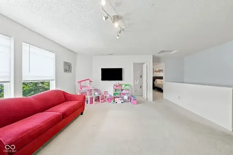10167 Holly Berry Circle Fishers IN 46038