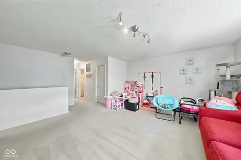 10167 Holly Berry Circle Fishers IN 46038
