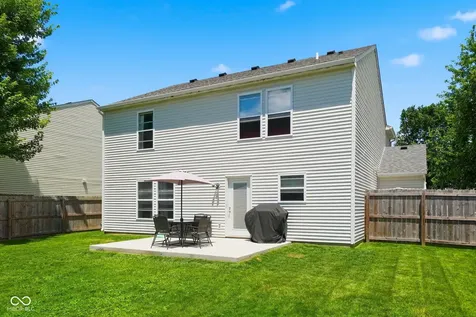 10167 Holly Berry Circle Fishers IN 46038