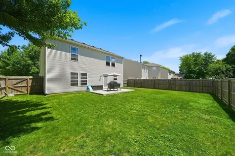 10167 Holly Berry Circle Fishers IN 46038
