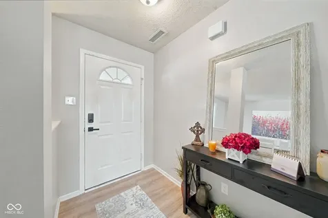 10167 Holly Berry Circle Fishers IN 46038