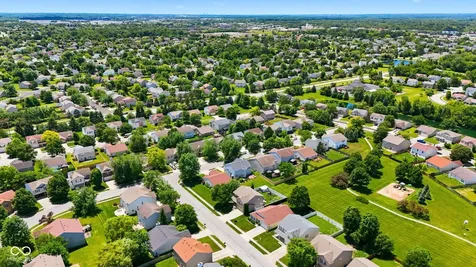 10167 Holly Berry Circle Fishers IN 46038