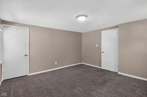 4916 E 39th Street Indianapolis IN 46226