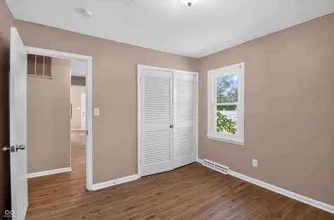 4916 E 39th Street Indianapolis IN 46226