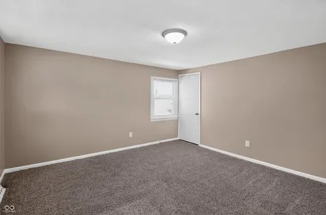 4916 E 39th Street Indianapolis IN 46226