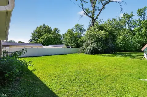 4916 E 39th Street Indianapolis IN 46226