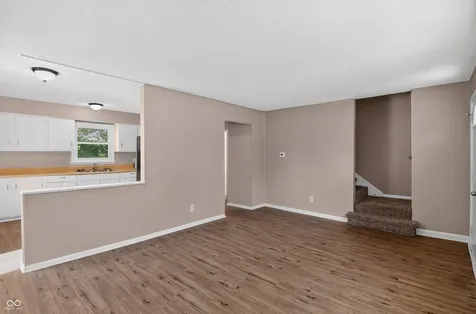 4916 E 39th Street Indianapolis IN 46226