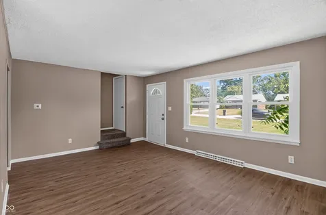 4916 E 39th Street Indianapolis IN 46226