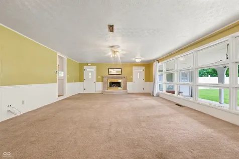 111 Fairfield Drive Shelbyville IN 46176