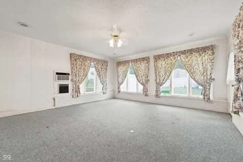 111 Fairfield Drive Shelbyville IN 46176