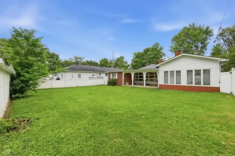 111 Fairfield Drive Shelbyville IN 46176