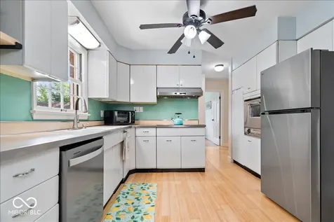 2746 Baur Drive Indianapolis IN 46220