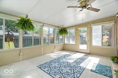2746 Baur Drive Indianapolis IN 46220