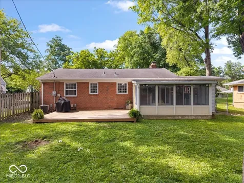2746 Baur Drive Indianapolis IN 46220