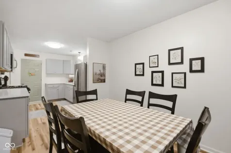 1043 Briarwood Drive Brownsburg IN 46112