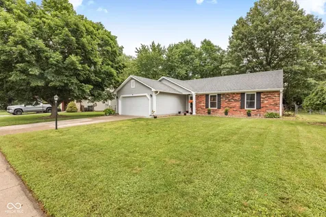 1043 Briarwood Drive Brownsburg IN 46112