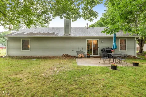1043 Briarwood Drive Brownsburg IN 46112