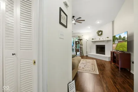 1043 Briarwood Drive Brownsburg IN 46112