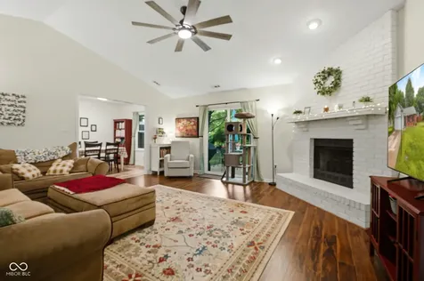 1043 Briarwood Drive Brownsburg IN 46112