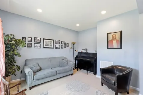 5825 Somerset Boulevard E Bargersville IN 46106