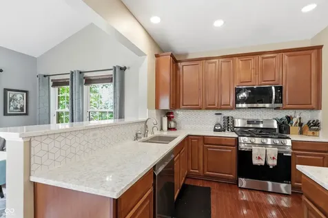 5825 Somerset Boulevard E Bargersville IN 46106