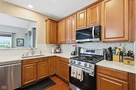 5825 Somerset Boulevard E Bargersville IN 46106