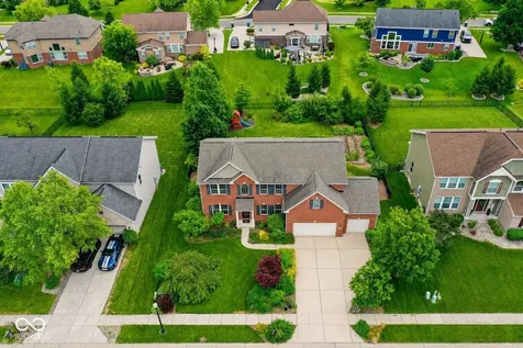 5825 Somerset Boulevard E Bargersville IN 46106