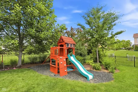 5825 Somerset Boulevard E Bargersville IN 46106
