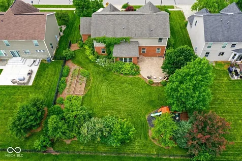 5825 Somerset Boulevard E Bargersville IN 46106