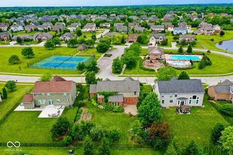 5825 Somerset Boulevard E Bargersville IN 46106