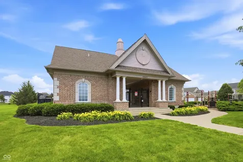 5825 Somerset Boulevard E Bargersville IN 46106