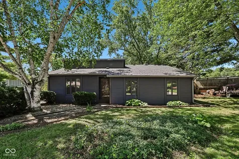 4037 Hillendale Drive Greenwood IN 46142